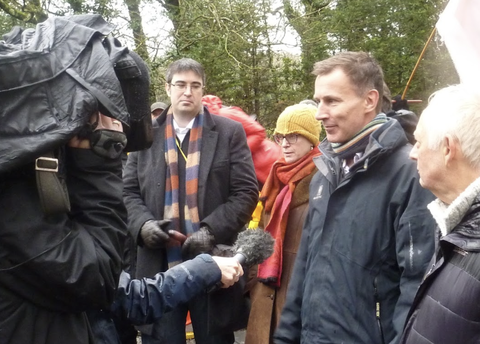 Jeremy Hunt MP condemns decision to allow drilling